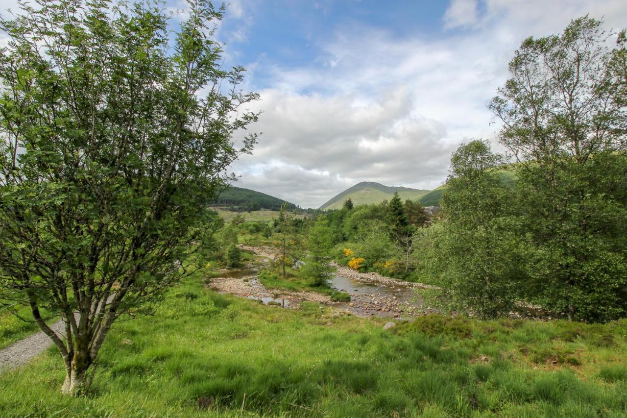 Glamping Hut - By The Way Campsite Tyndrum Exteriör bild